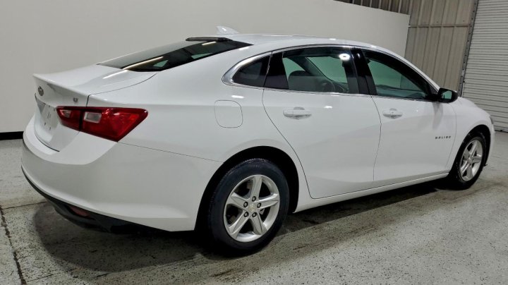 Chevrolet Malibu  2023