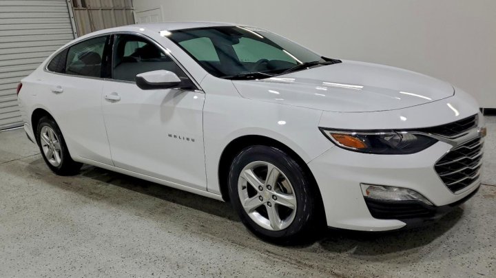 Chevrolet Malibu  2023