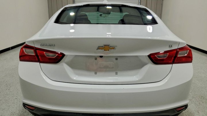 Chevrolet Malibu  2023