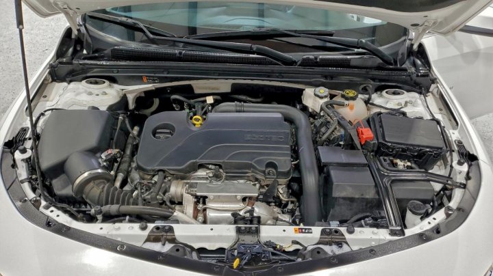 Chevrolet Malibu  2023