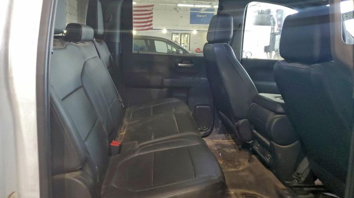 Chevrolet Silverado  2020