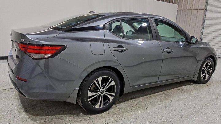Nissan Sentra  2021