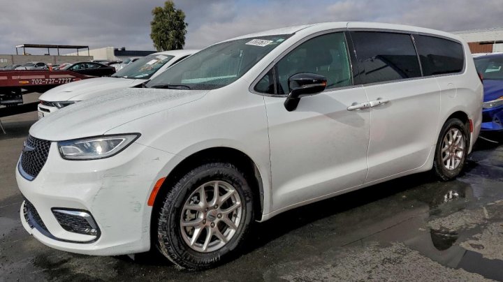 CHRYSLER Pacifica  2025