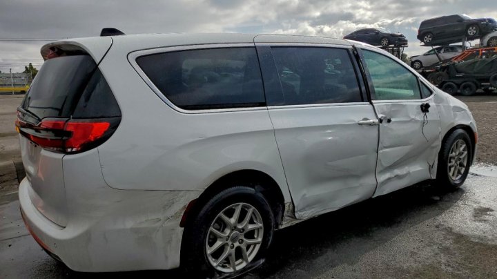 CHRYSLER Pacifica  2025