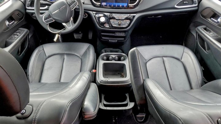 CHRYSLER Pacifica  2025