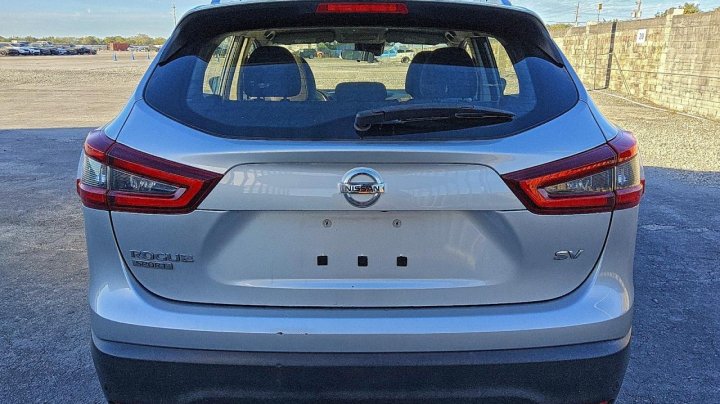 Nissan Rogue Sport  2020
