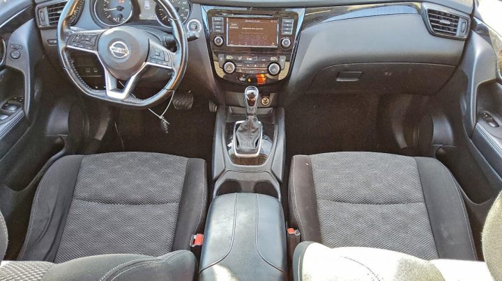 Nissan Rogue Sport  2020