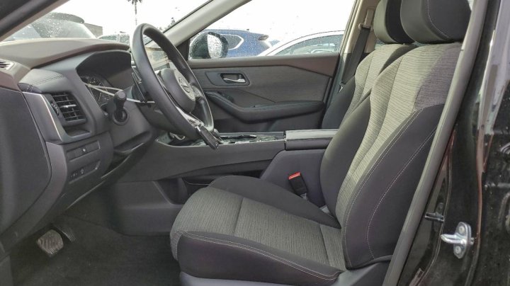 Nissan ROGUE  2023