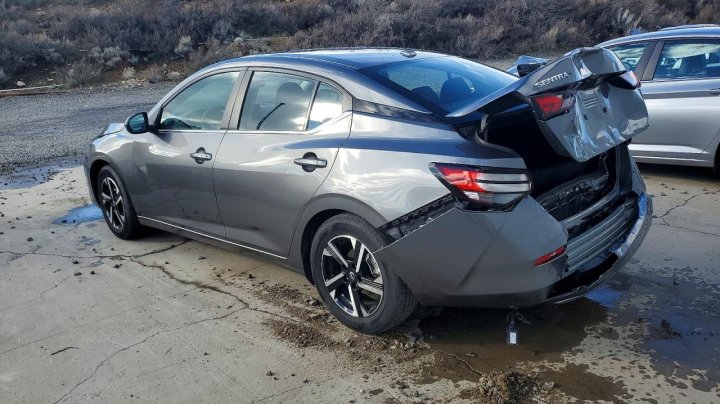 Nissan Sentra  2025