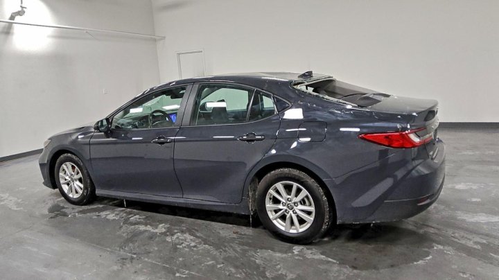 Toyota Camry  2025