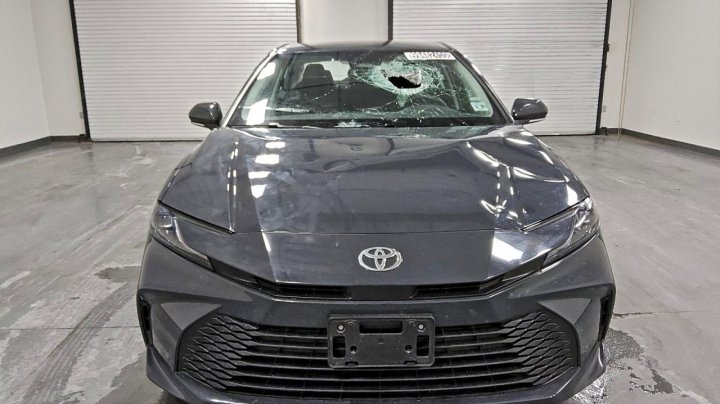 Toyota Camry  2025