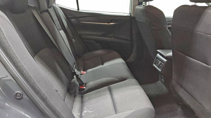 Toyota Camry  2025