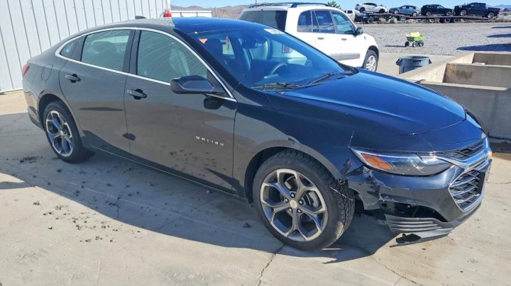 Chevrolet Malibu  2023