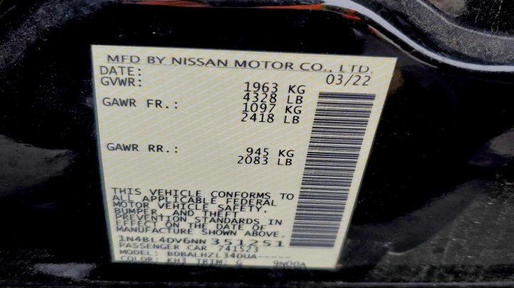 Nissan Altima  2022