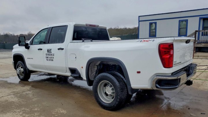 Chevrolet Silverado  2024