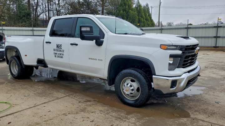 Chevrolet Silverado  2024