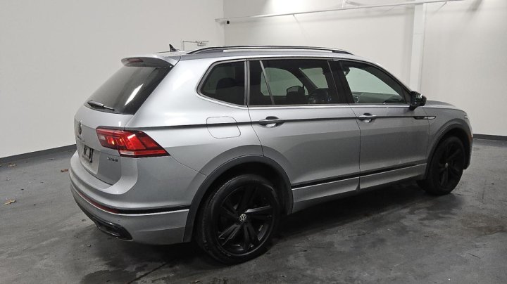 Volkswagen Tiguan  2023