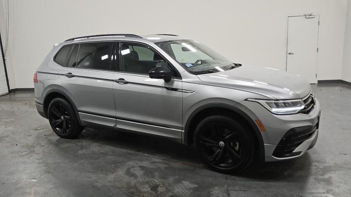 Volkswagen Tiguan  2023
