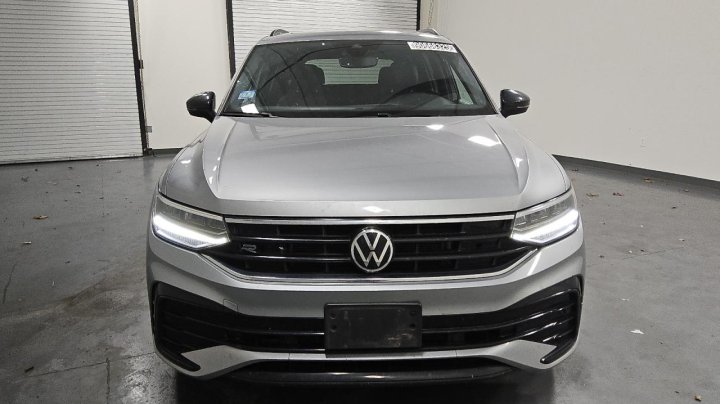 Volkswagen Tiguan  2023