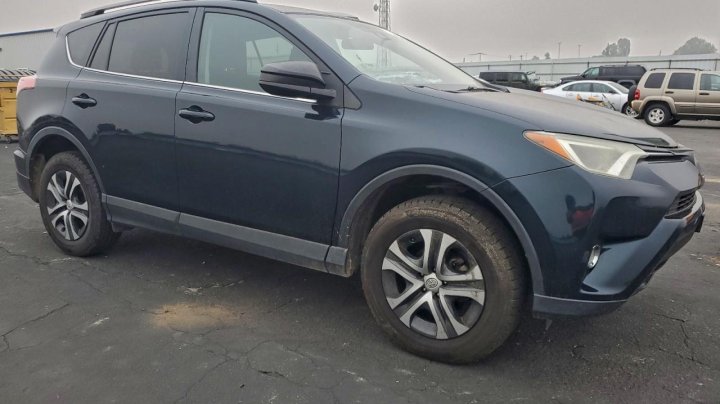 Toyota RAV4  2017