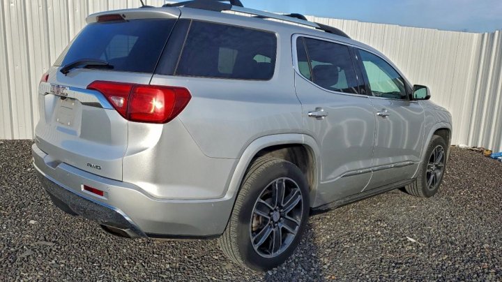 GMC Acadia  2018