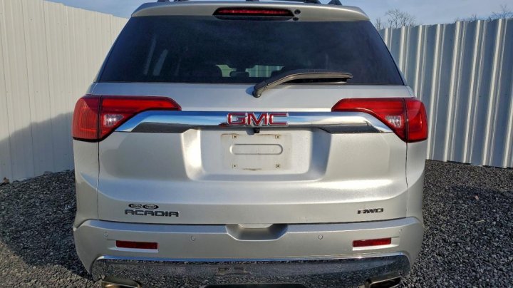 GMC Acadia  2018