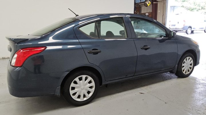 Nissan Versa  2016