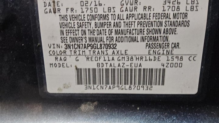 Nissan Versa  2016