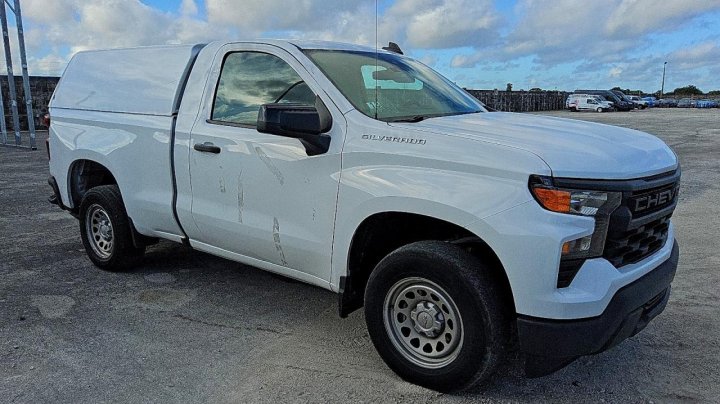 Chevrolet Silverado  2023