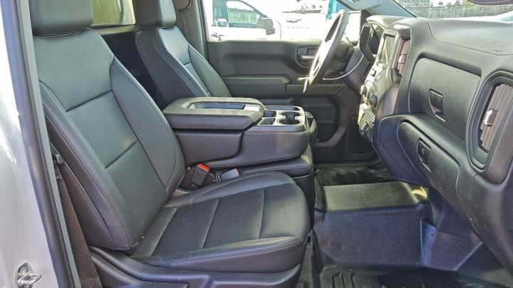 Chevrolet Silverado  2023