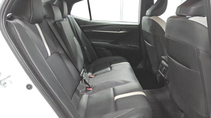 Toyota Camry  2025