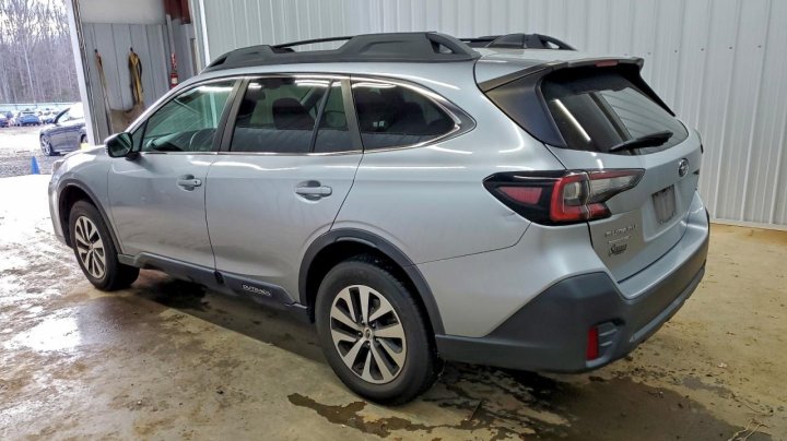 Subaru Outback  2022