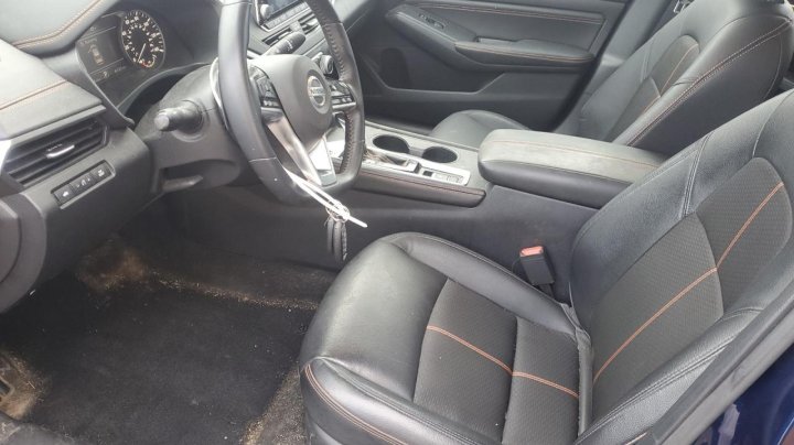 Nissan Altima  2020