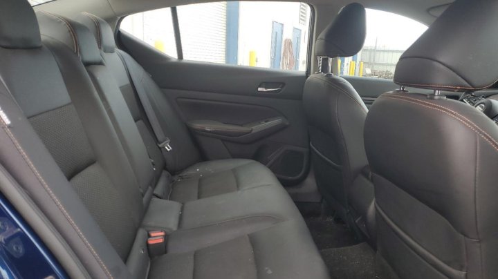 Nissan Altima  2020