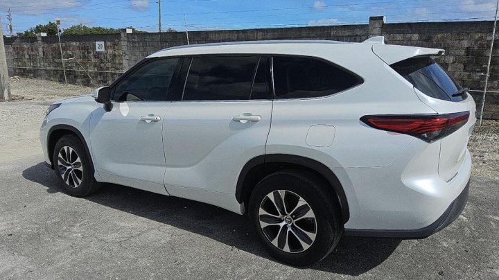 Toyota Highlander  2022