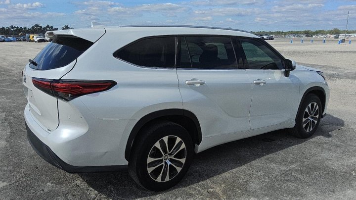 Toyota Highlander  2022