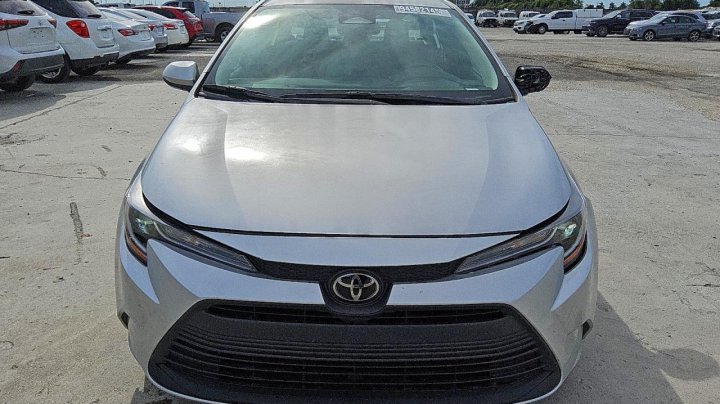 Toyota Corolla  2025