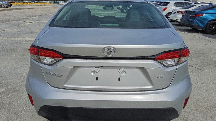 Toyota Corolla  2025