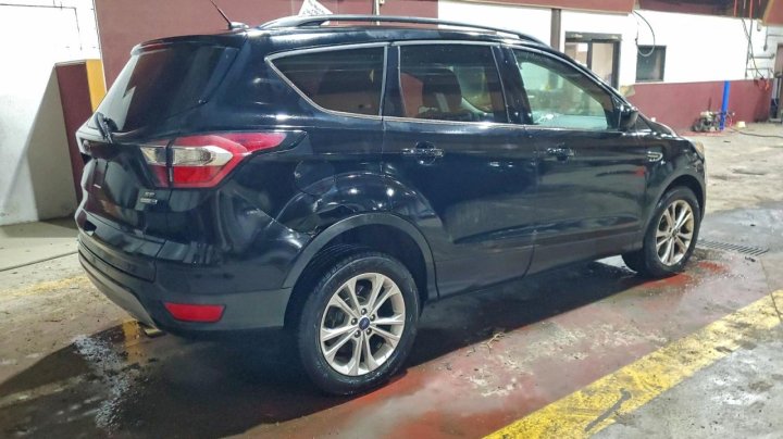 Ford Escape  2017