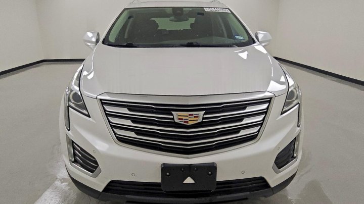 Cadillac XT5  2018