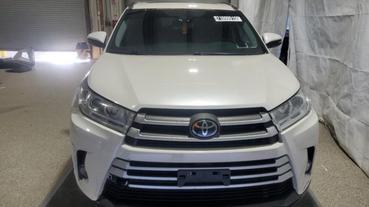 Toyota Highlander  2019