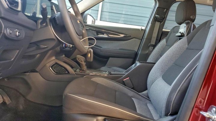Chevrolet TRAILBLAZER  2025