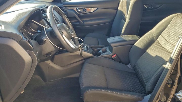 Nissan ROGUE  2020