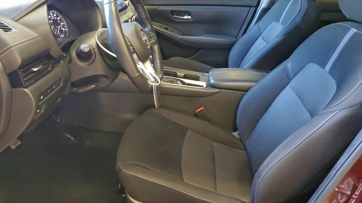 Nissan Sentra  2024