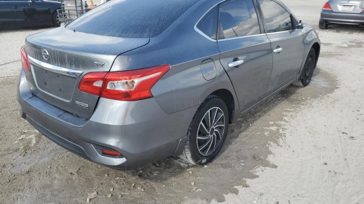 Nissan Sentra  2019