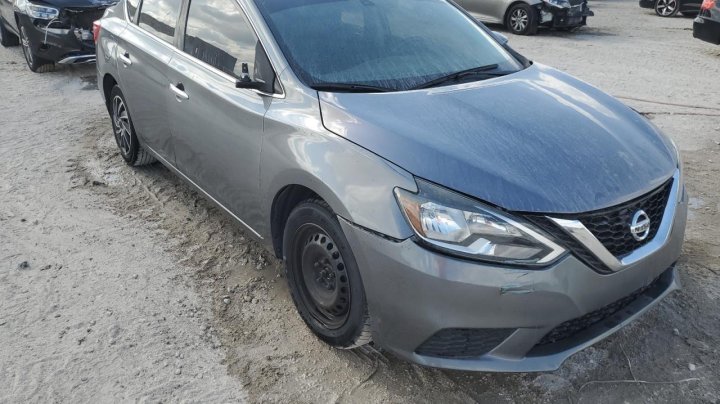 Nissan Sentra  2019