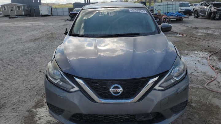 Nissan Sentra  2019