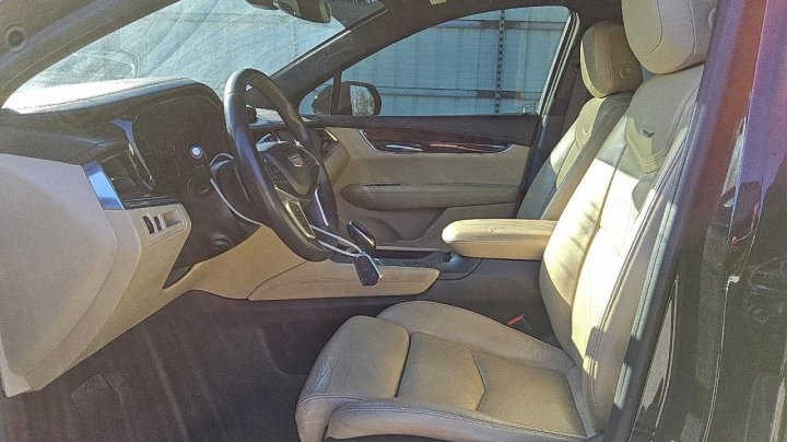 Cadillac XT5  2017