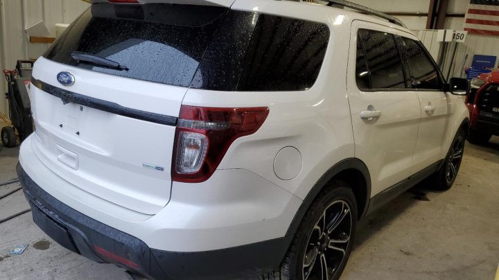 Ford Explorer  2015