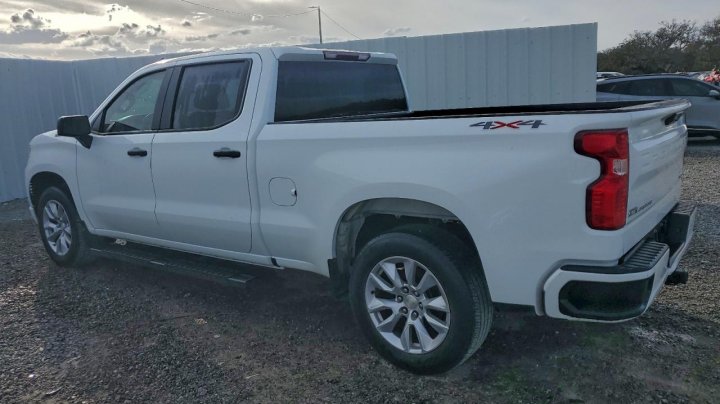 Chevrolet Silverado  2022